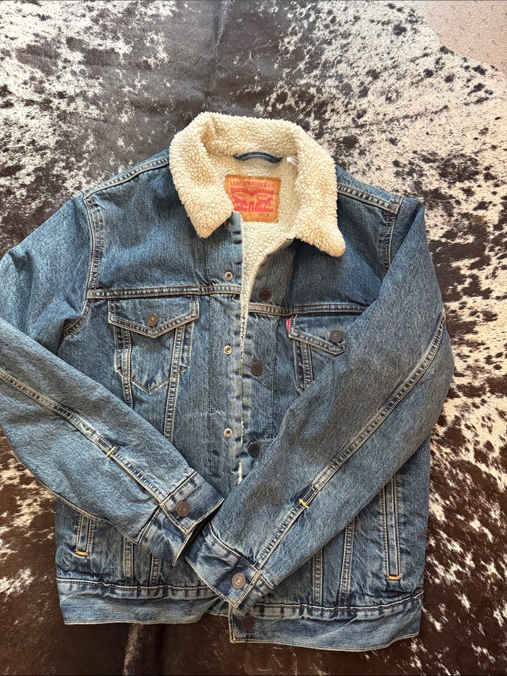 Levi's Men's Blue Denim Sherpa Trucker Jacket